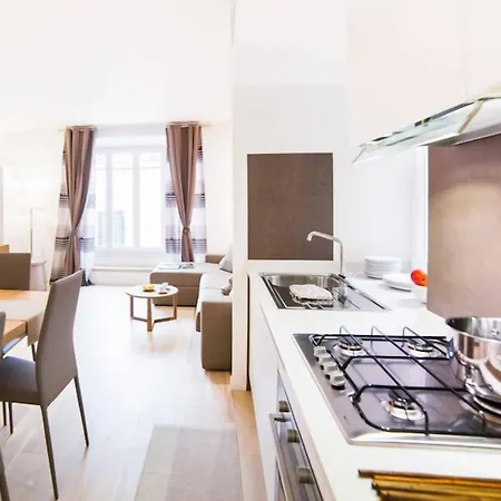 Grand Master Suites